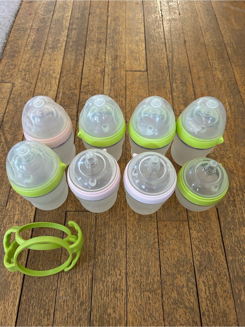 Reusable Silicone Baby Food & Snack Cups with Green and Pink Lids